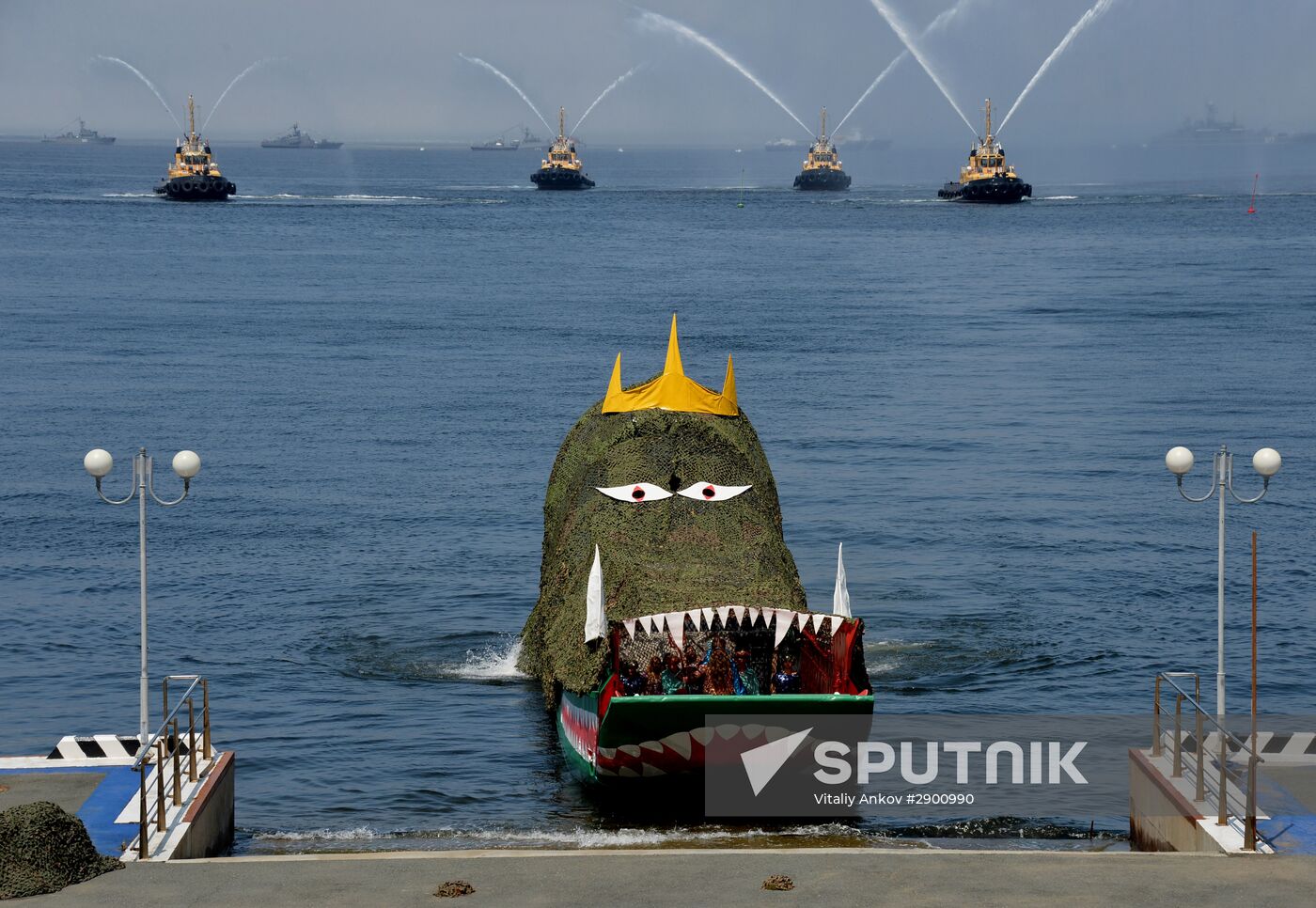 Final rehearsal of Navy Day celebrations in Vladivostok