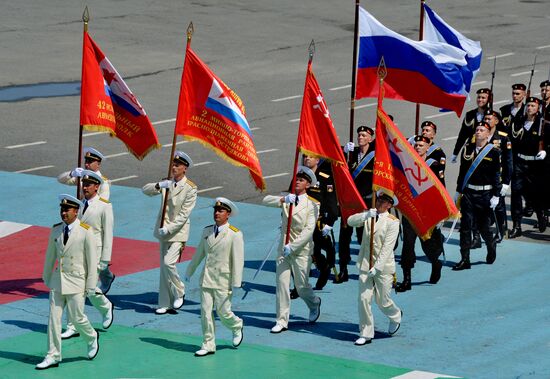 Final rehearsal of Navy Day celebrations in Vladivostok