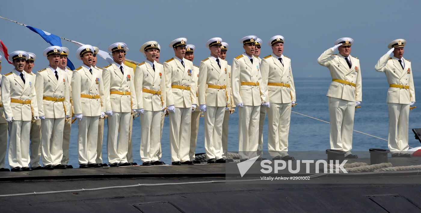 Final rehearsal of Navy Day celebrations in Vladivostok