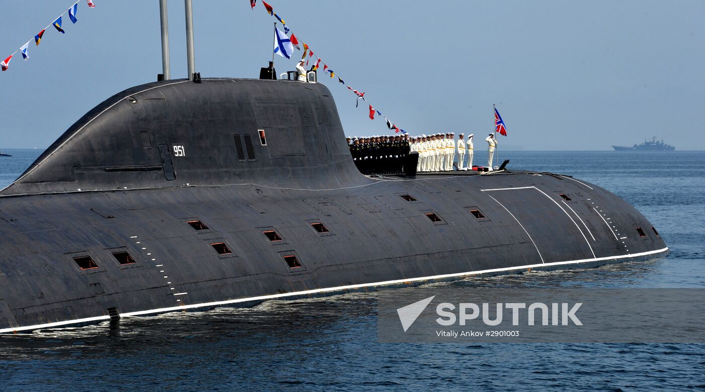 Final rehearsal of Navy Day celebrations in Vladivostok
