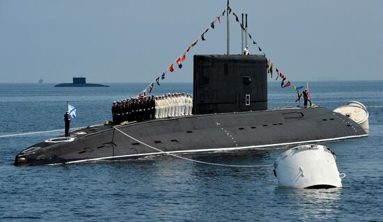Final rehearsal of Navy Day celebrations in Vladivostok
