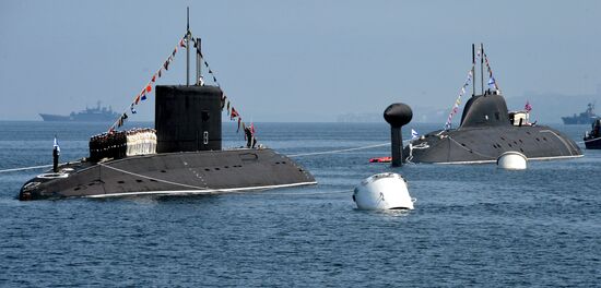 Final rehearsal of Navy Day celebrations in Vladivostok