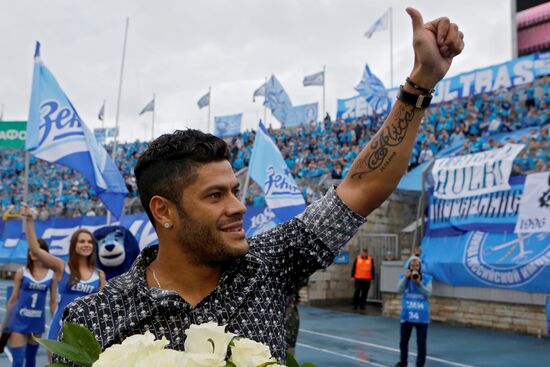 Football. Russian Premier League. Zenit vs. Lokomotiv