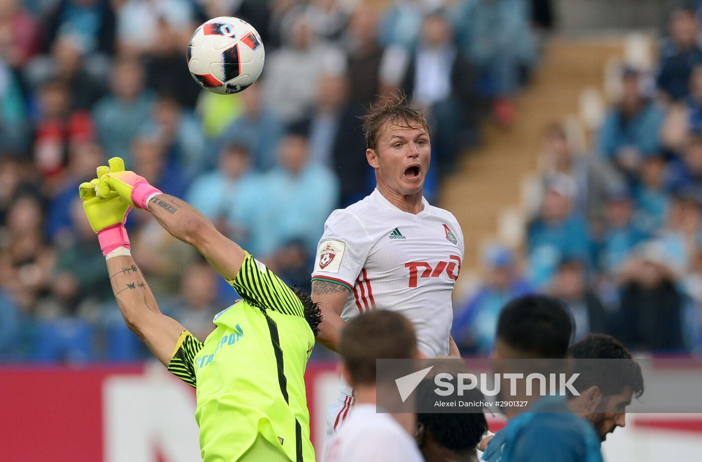 Football. Russian Premier League. Zenit vs. Lokomotiv