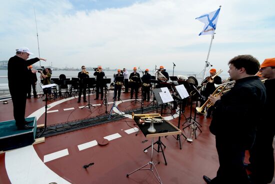 Navy Day celebrated in Russian cities