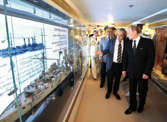 Vladimir Putin takes part in Russian Navy Day celebrations in St. Petersburg