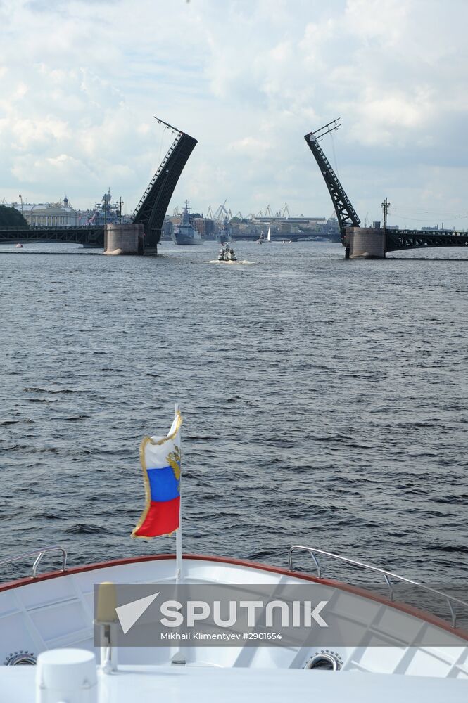 Vladimir Putin takes part in Russian Navy Day celebrations in St. Petersburg