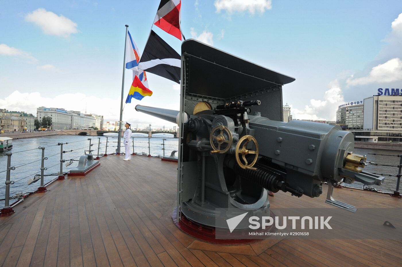 Navy Day celebrated in St. Petersburg