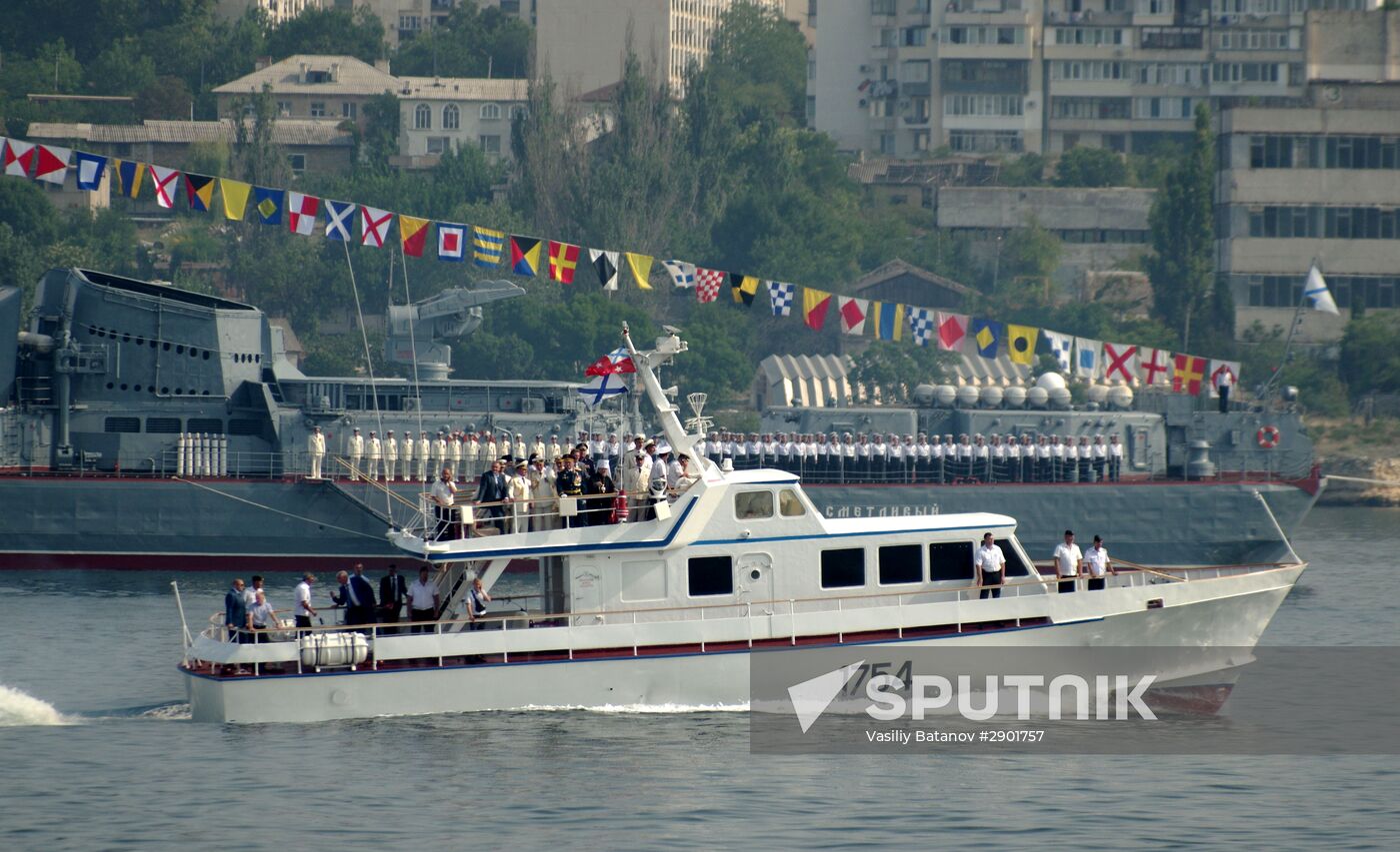 Russia celebrates Navy Day