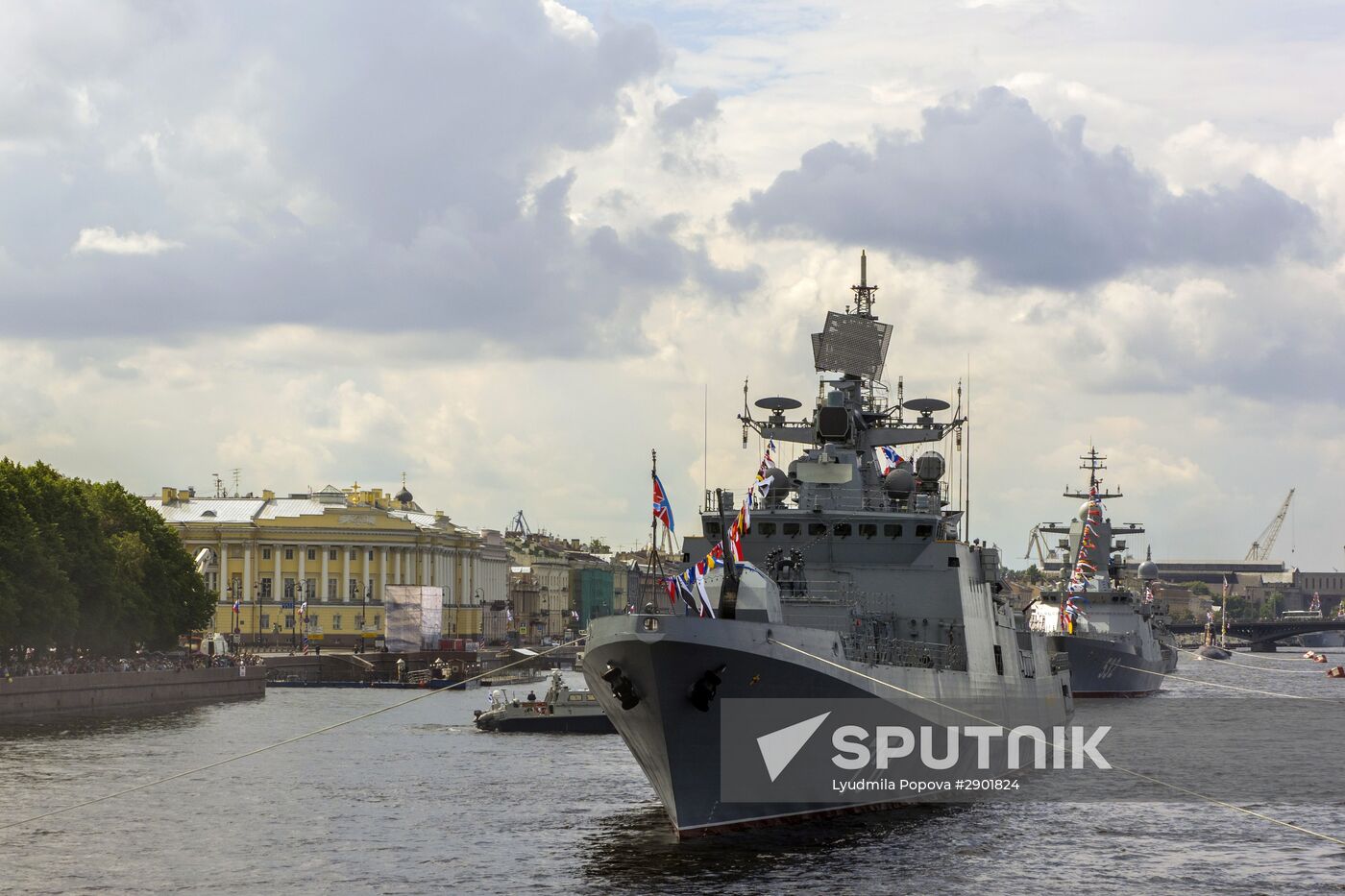 Navy Day celebrated in St. Petersburg