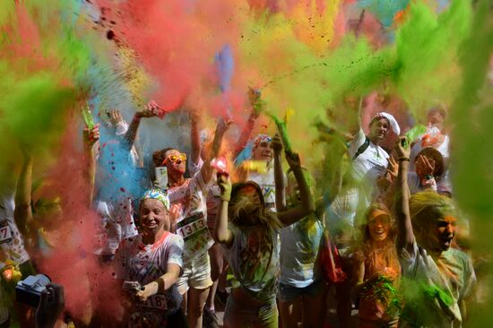 Color Booom race