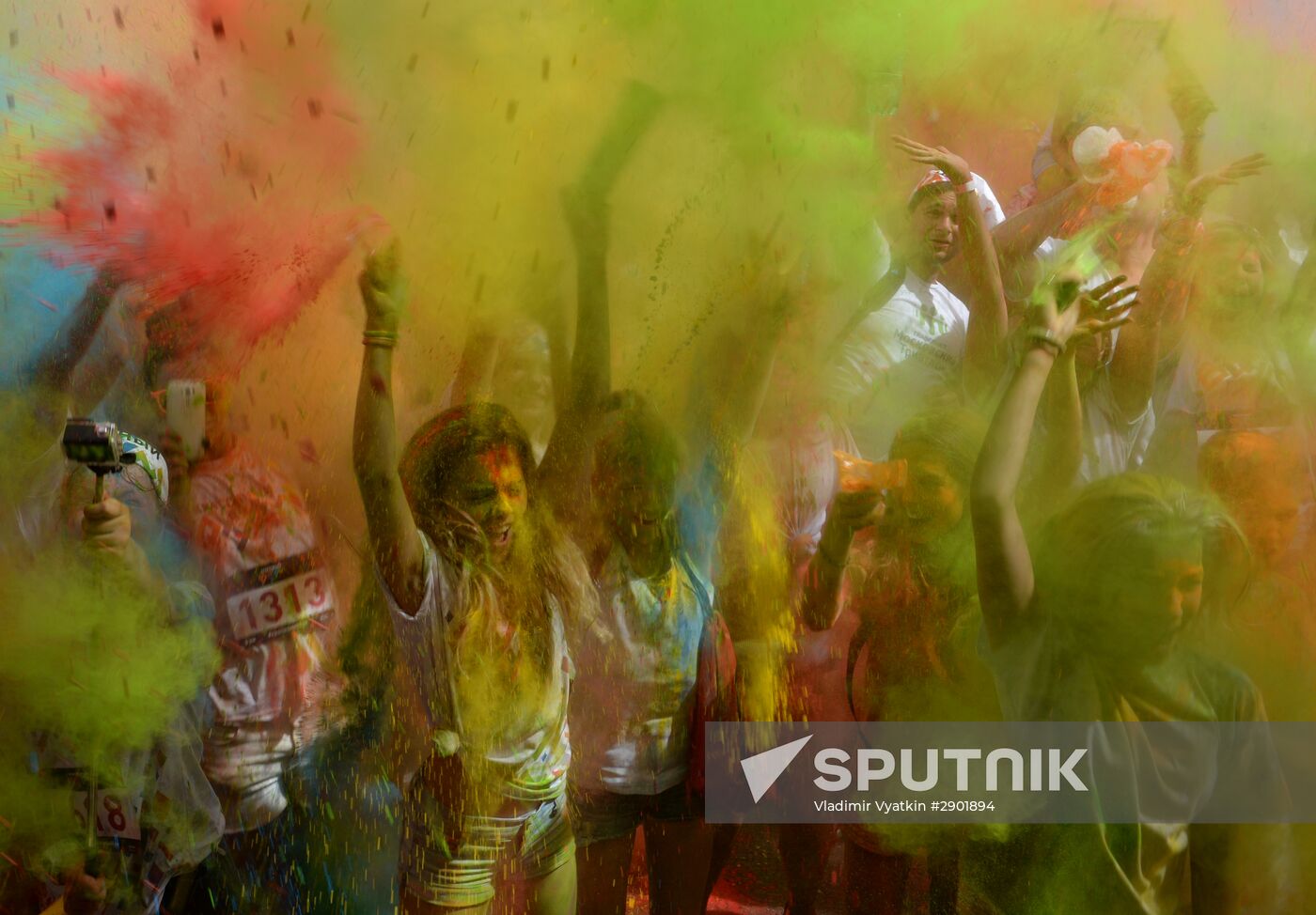 Color Booom race