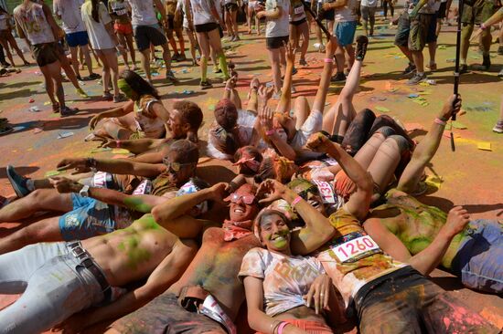 Color Booom race