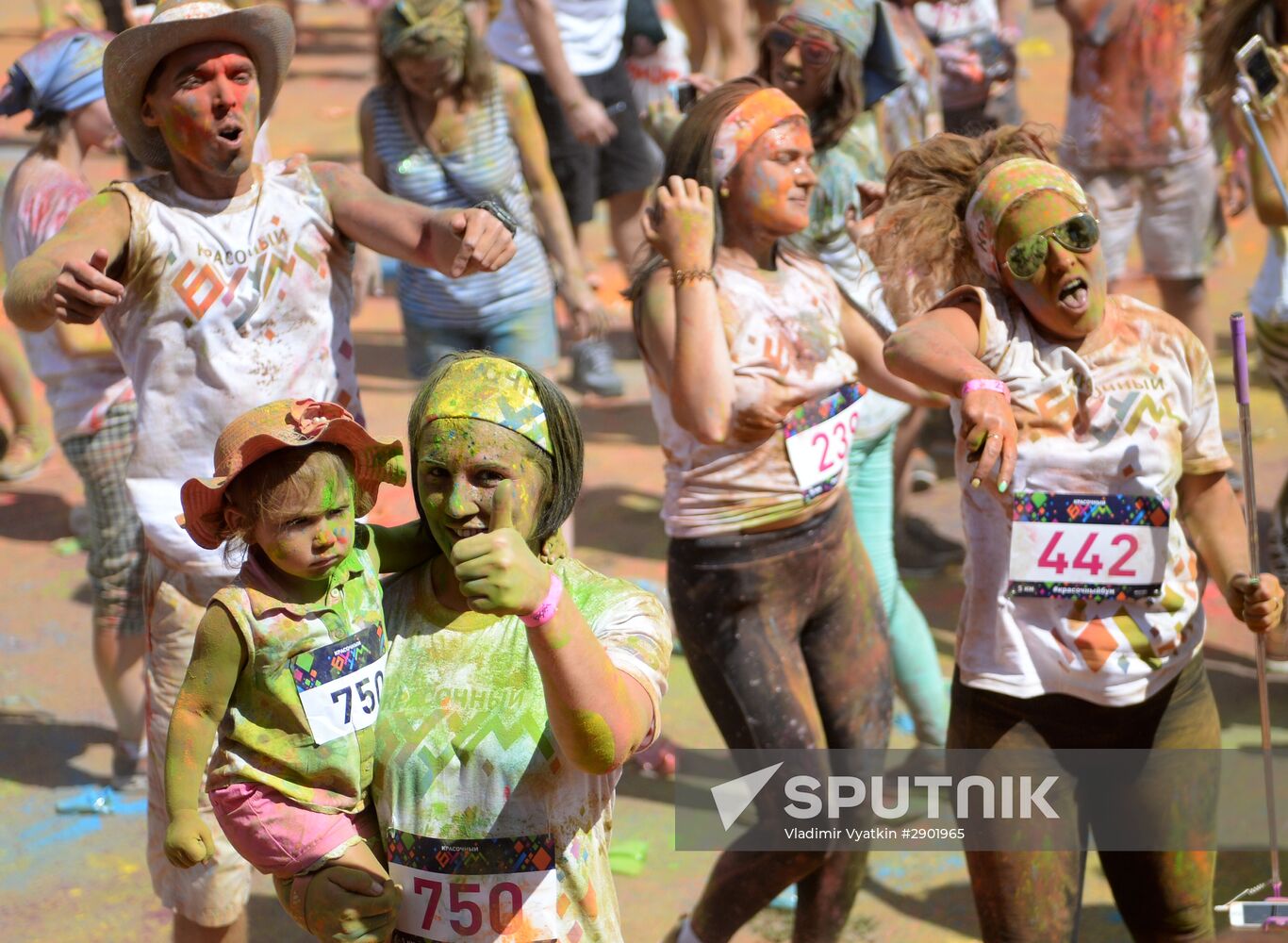 Color Booom race