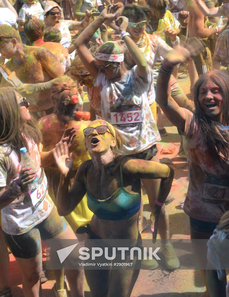 Color Booom race