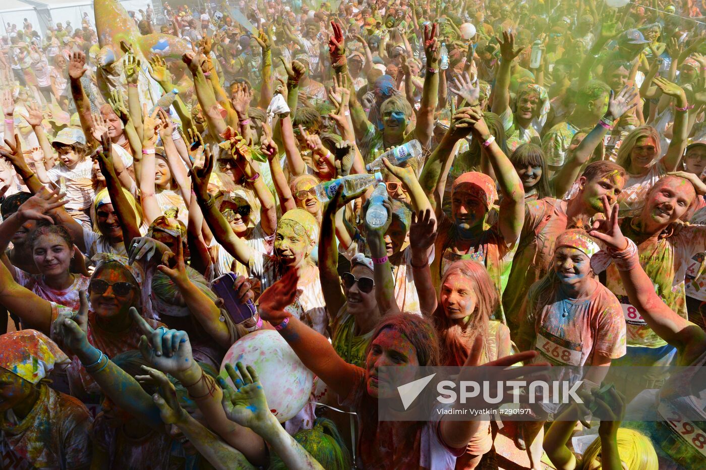 Color Booom race