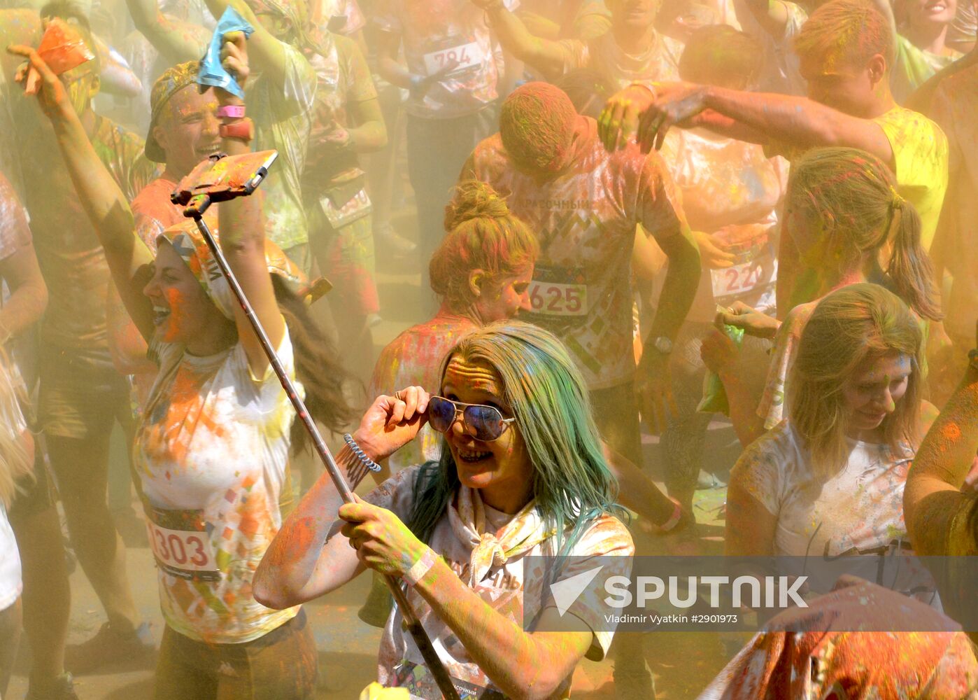Color Booom race