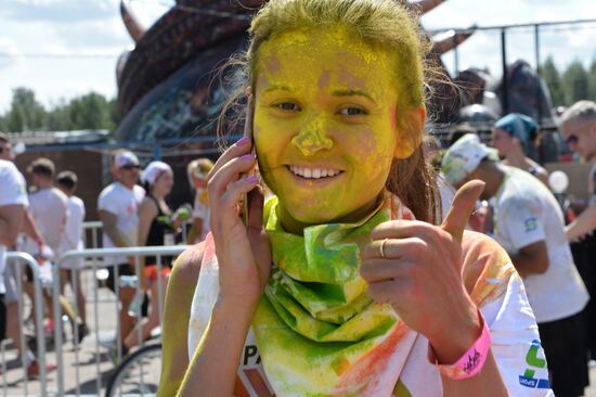 Color Booom race