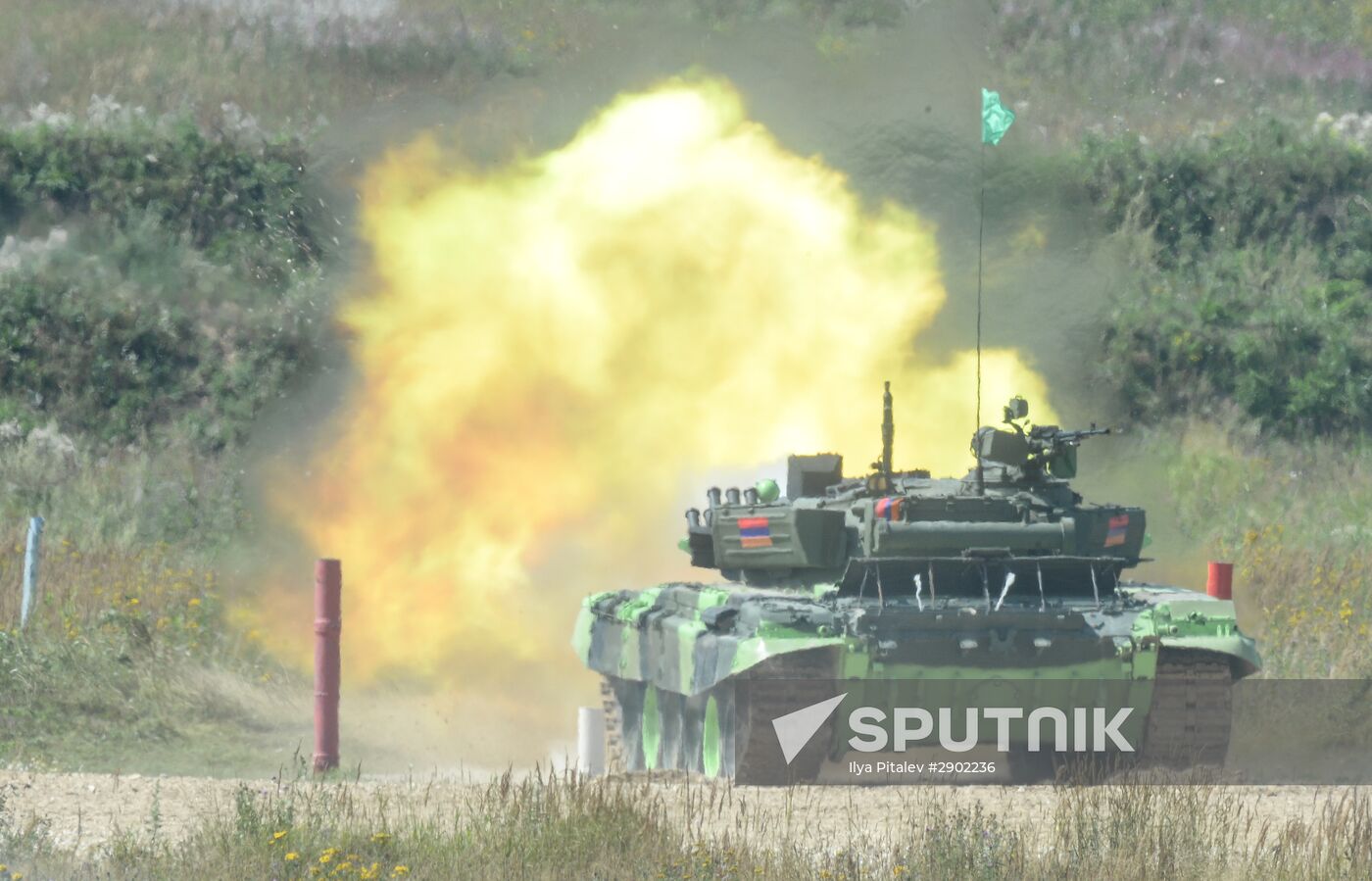2016 Army Games. Tank Biathlon