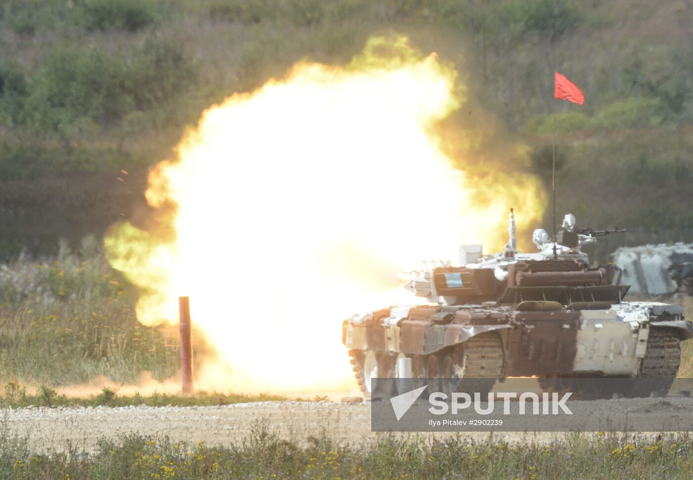 2016 Army Games. Tank Biathlon