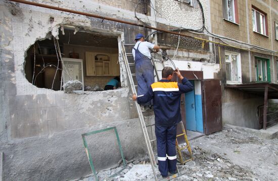 Aftermath of shelling in Yasinovataya, Donbass