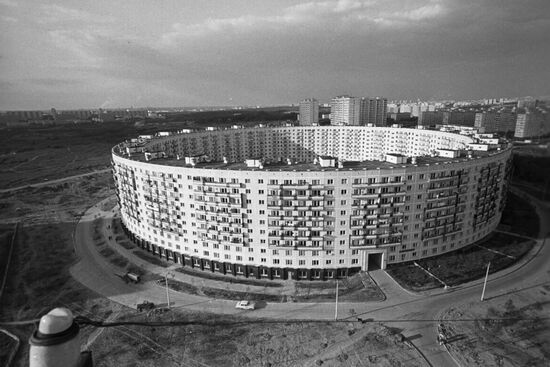 Ring house on the Nezhinskaya Street