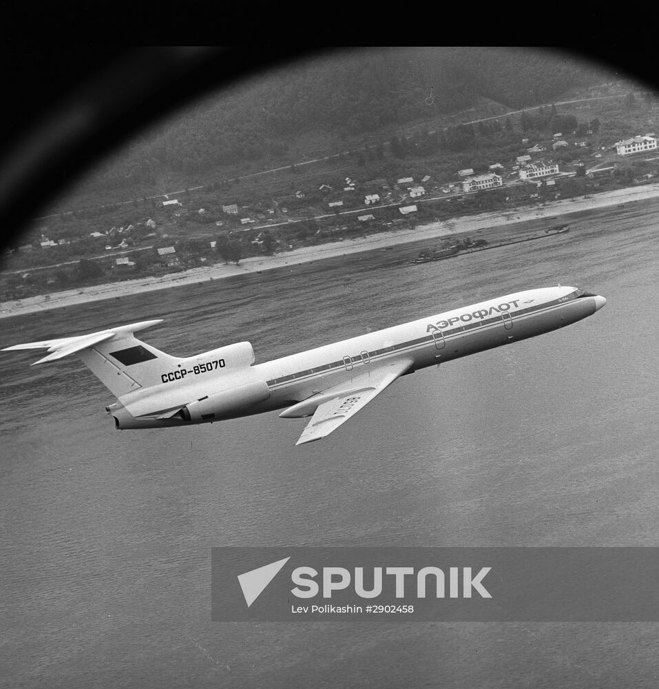 TU-154A passenger plane