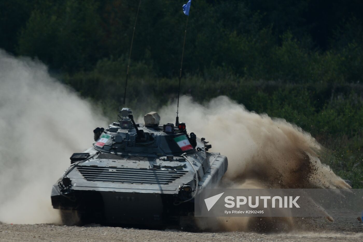 2016 Army Games. Tank Biathlon