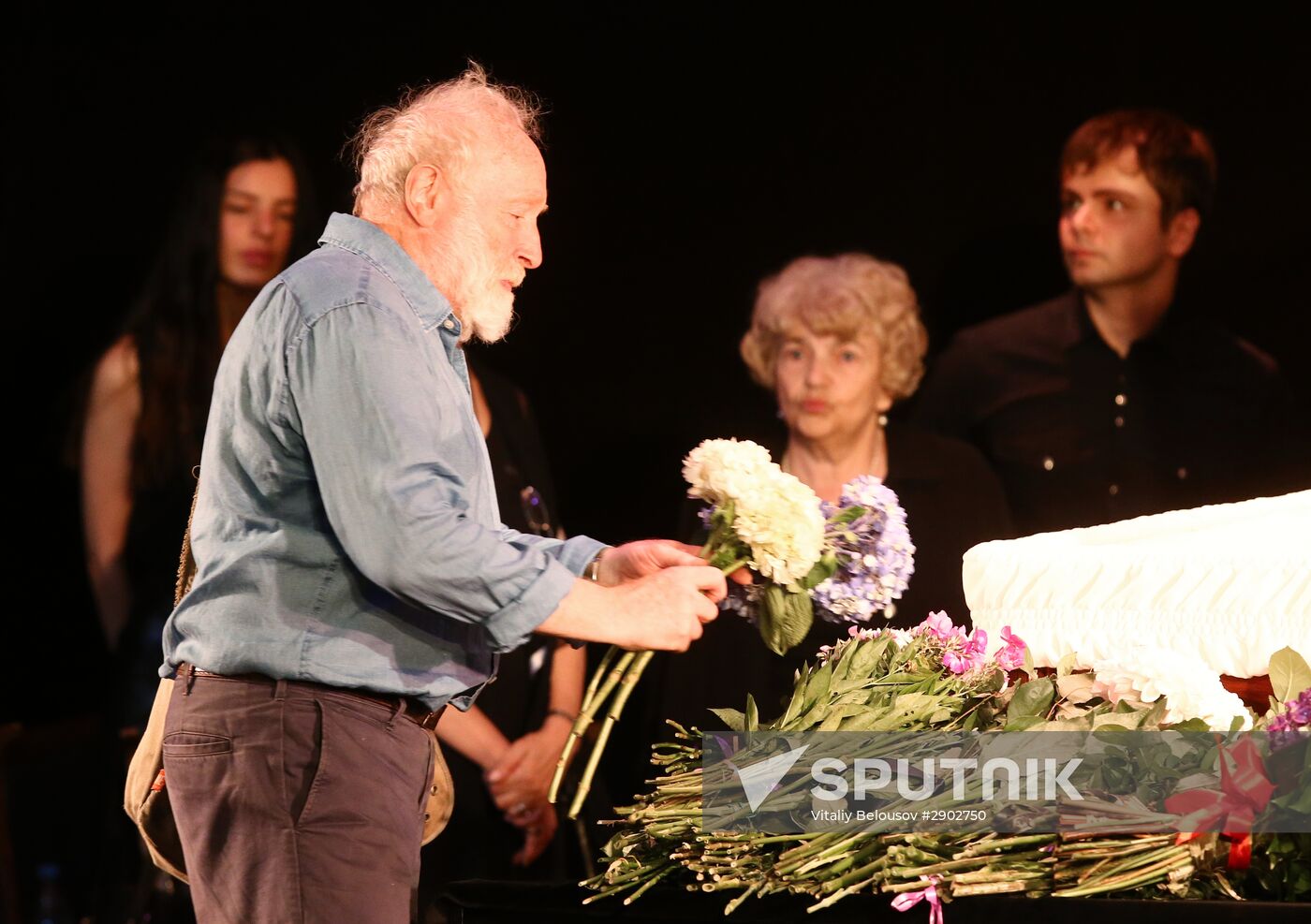 Fazil Iskander's funeral