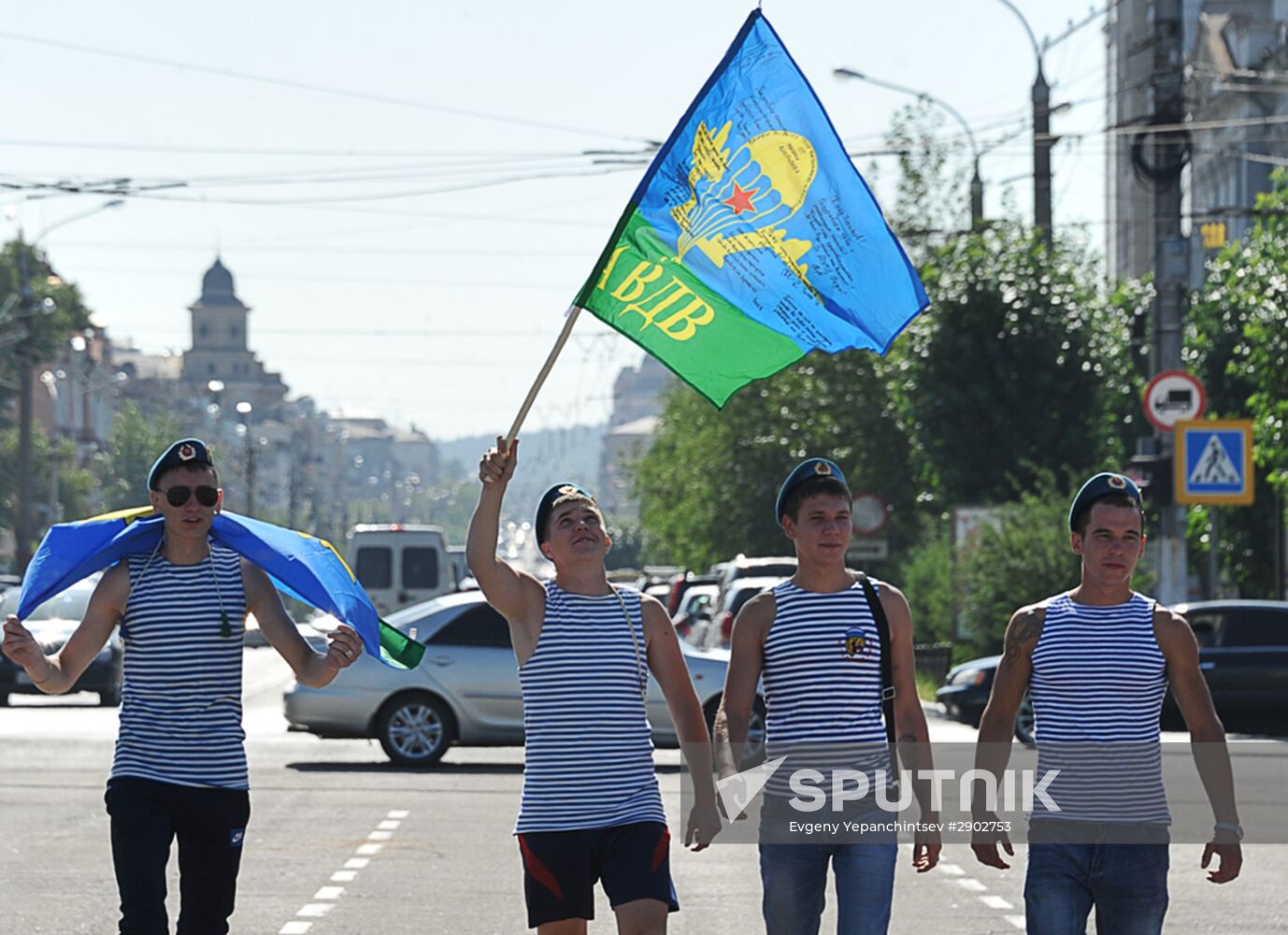 Celebrating Airborne Force Day in Russian cities