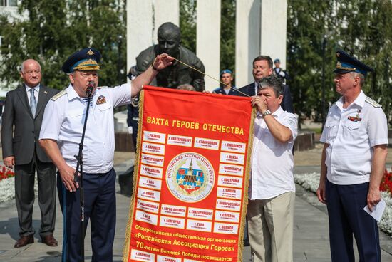 Celebrating Airborne Force Day in Russian cities