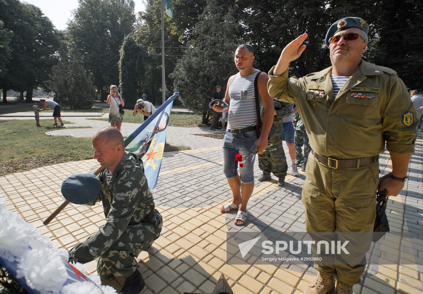 Celebrating Airborne Force Day in Russian cities