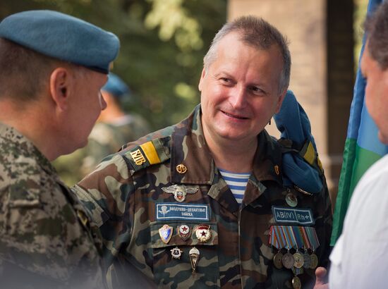 Celebrating Airborne Force Day in Russian cities