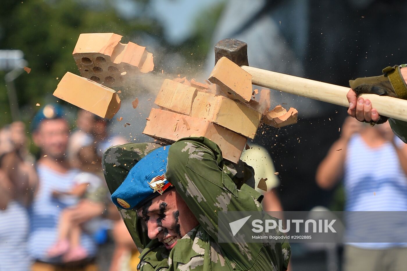 Celebrating Airborne Force Day in Russian cities
