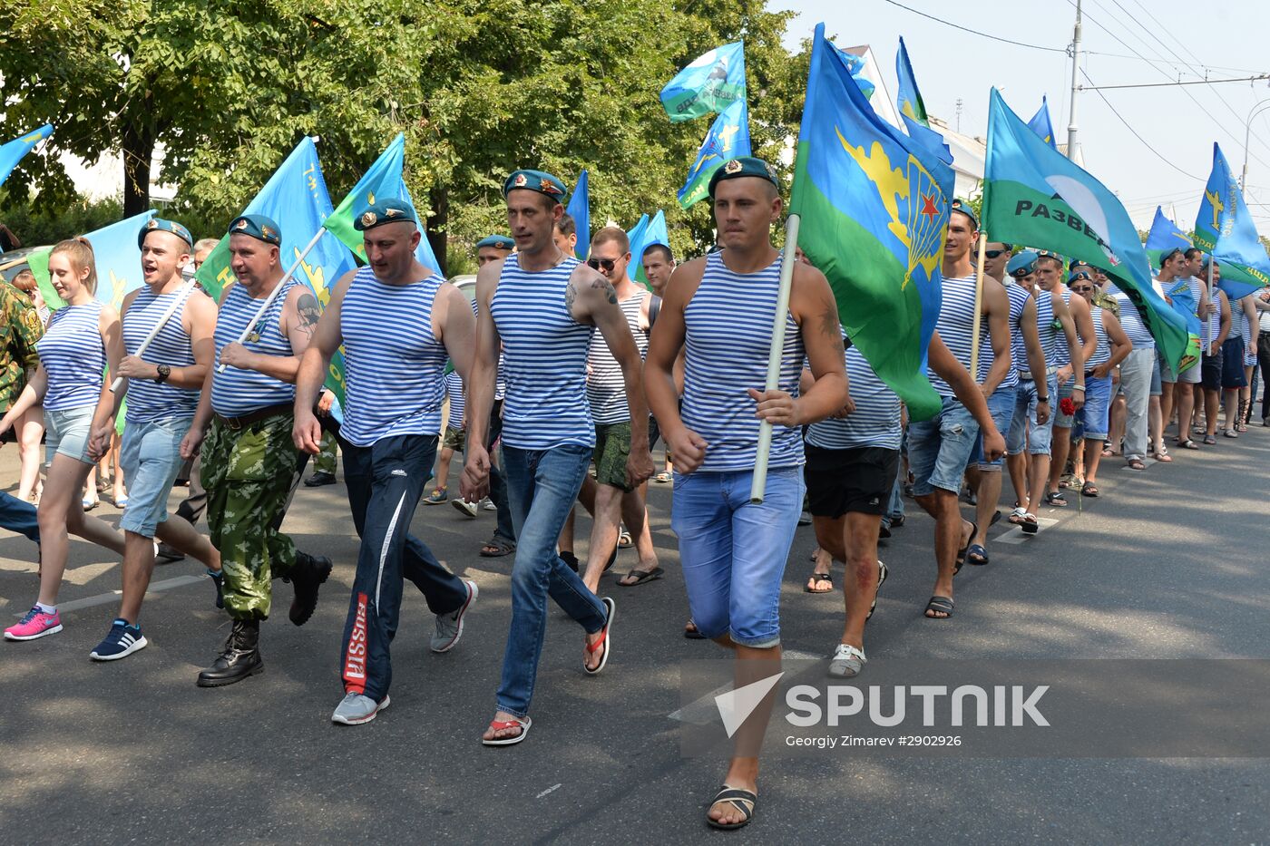 Celebrating Airborne Force Day in Russian cities