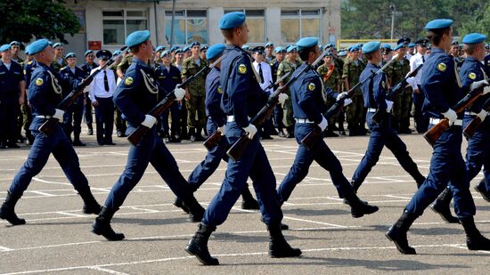 Celebrating Airborne Force Day in Russian cities