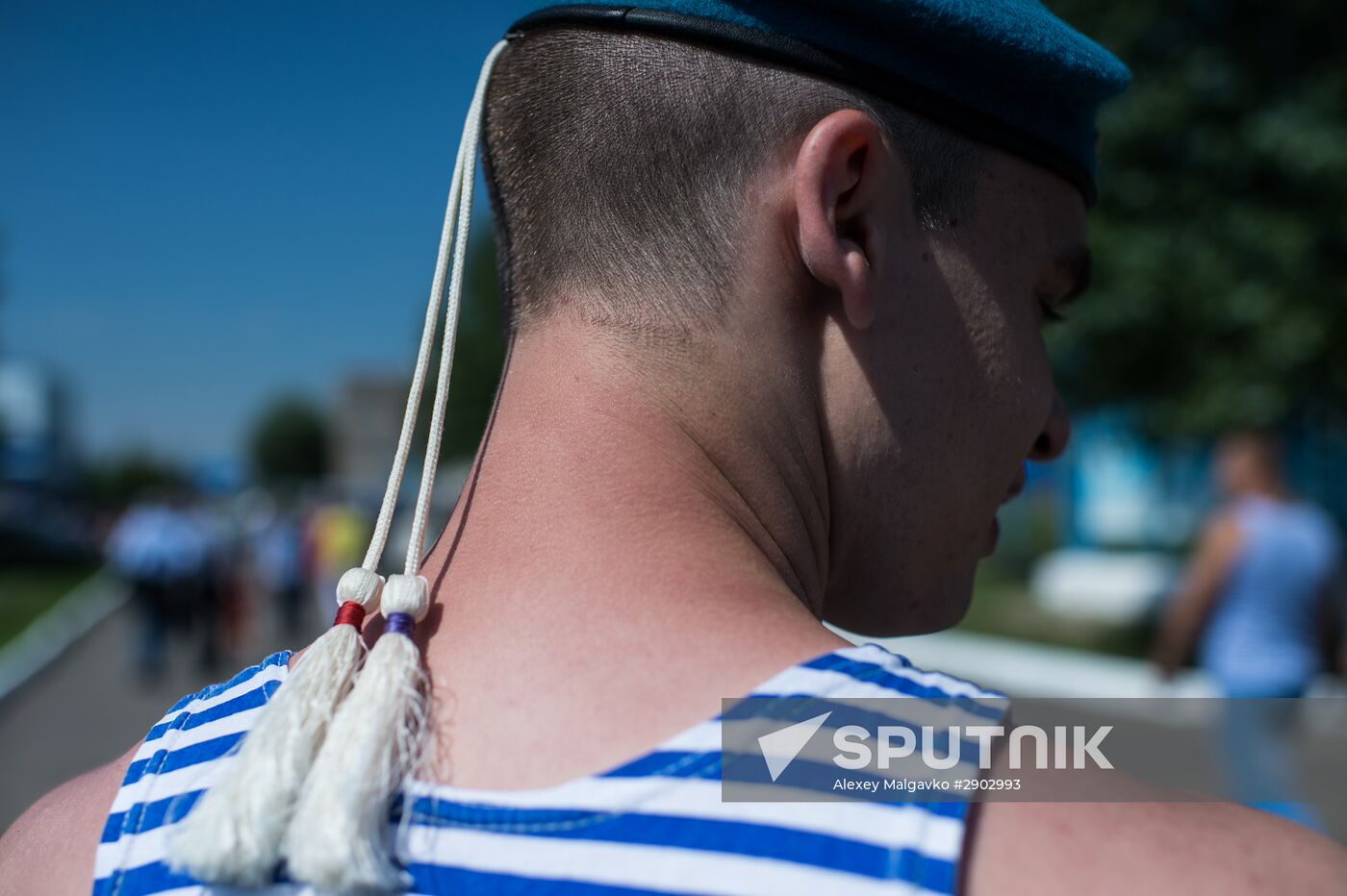 Celebrating Airborne Force Day in Russian cities