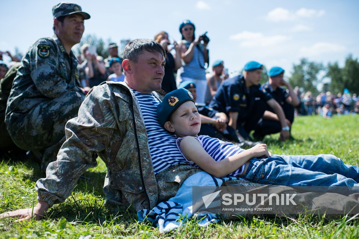 Celebrating Airborne Force Day in Russian cities