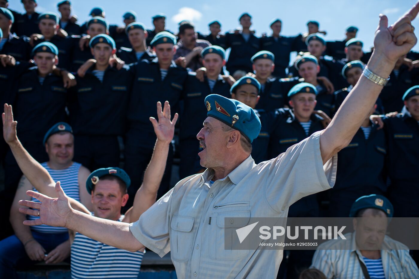 Celebrating Airborne Force Day in Russian cities