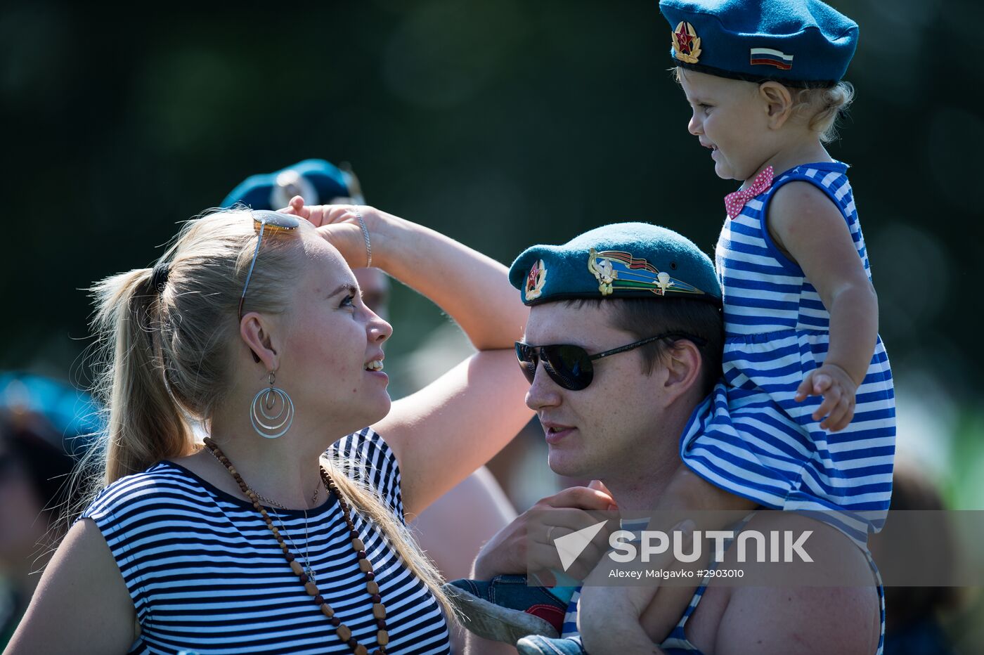 Celebrating Airborne Force Day in Russian cities