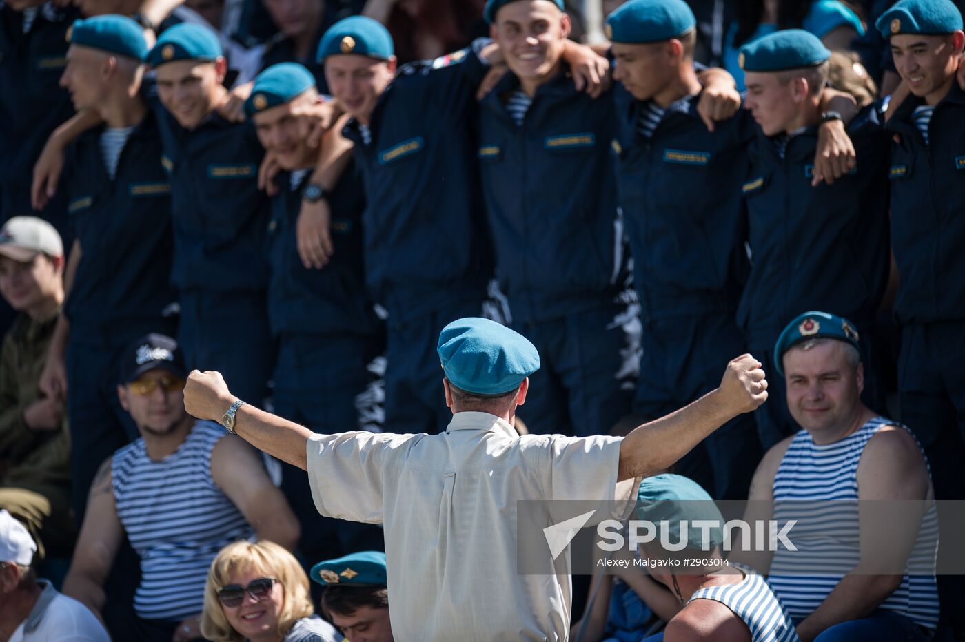 Celebrating Airborne Force Day in Russian cities