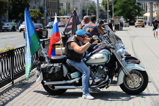 Celebrating Airborne Force Day in Russian cities