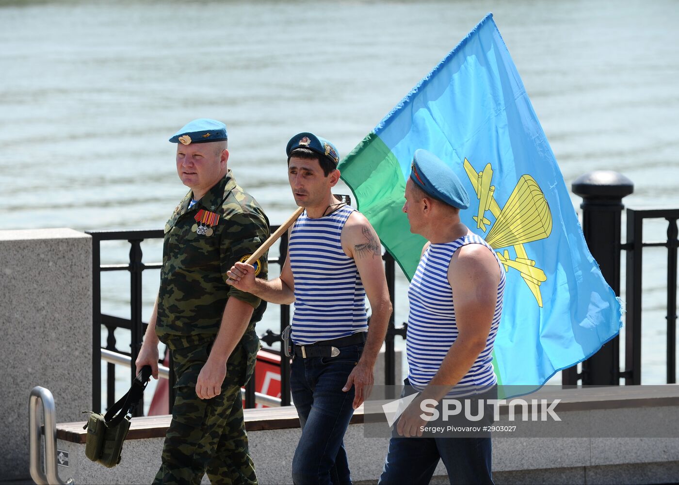 Celebrating Airborne Force Day in Russian cities