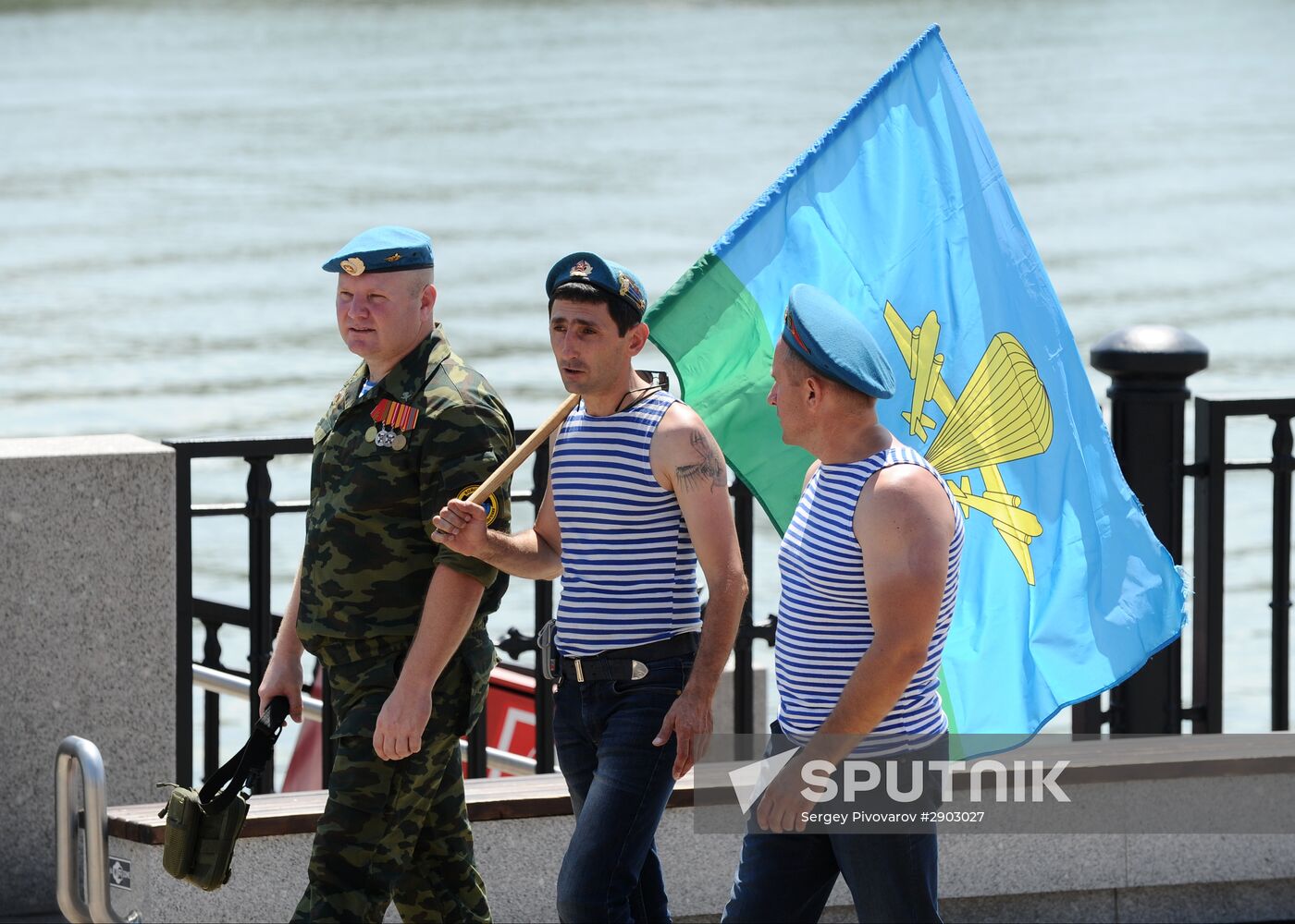 Celebrating Airborne Force Day in Russian cities