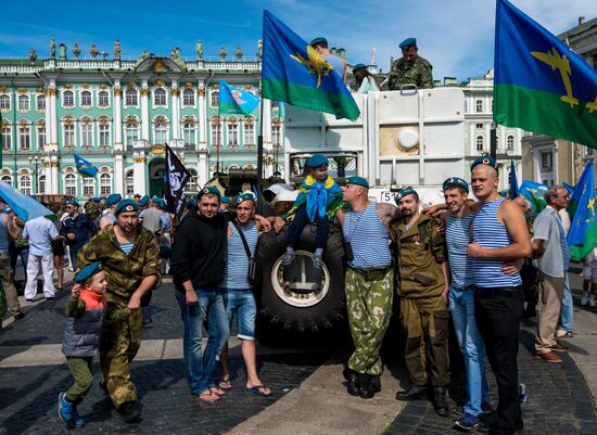 Celebrating Airborne Force Day in Russian cities