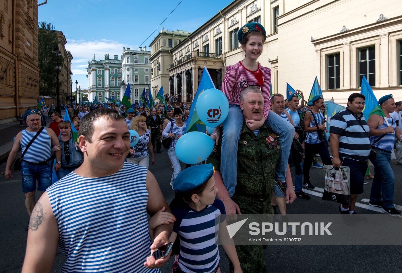 Celebrating Airborne Force Day in Russian cities