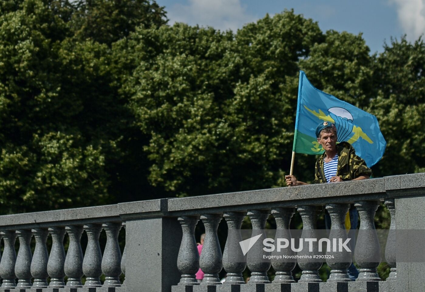 Celebrating Airborne Force Day in Moscow