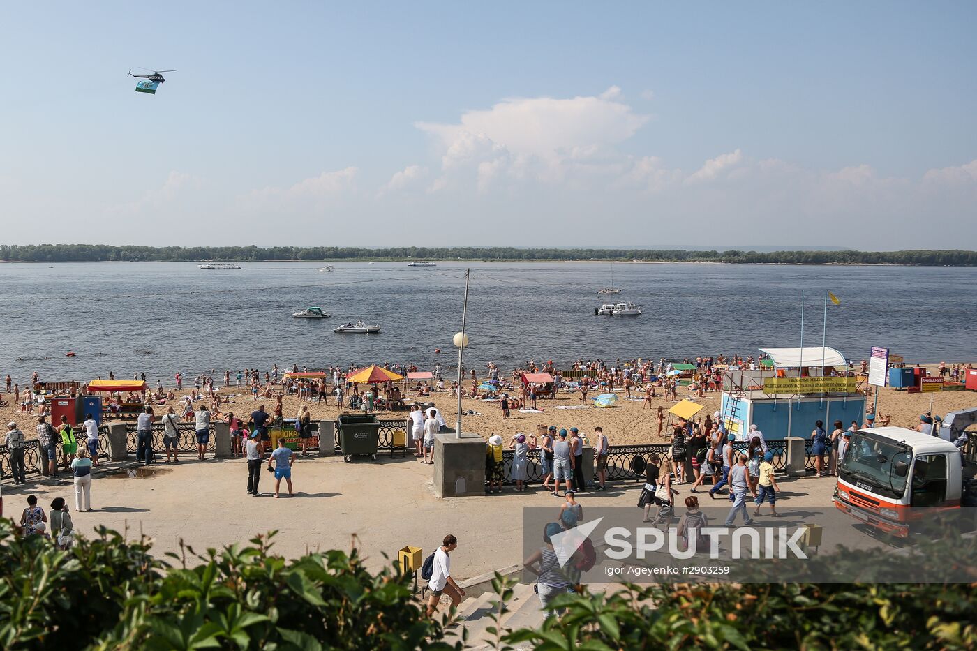 Celebrating Airborne Force Day in Russian cities