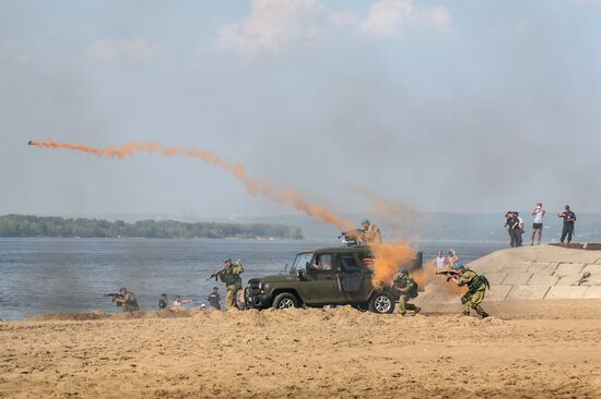 Celebrating Airborne Force Day in Russian cities
