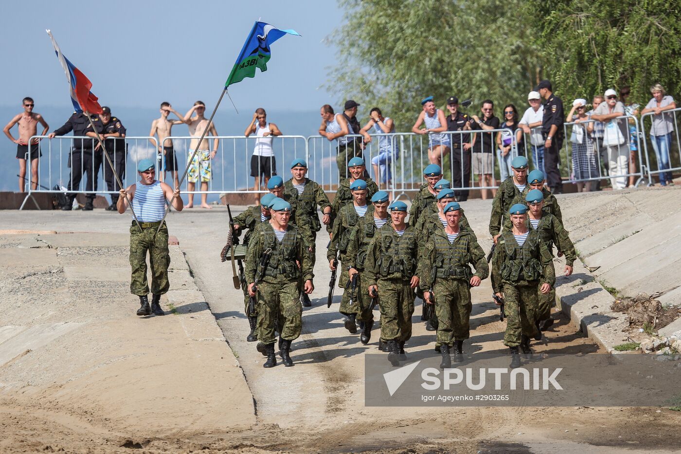 Celebrating Airborne Force Day in Russian cities